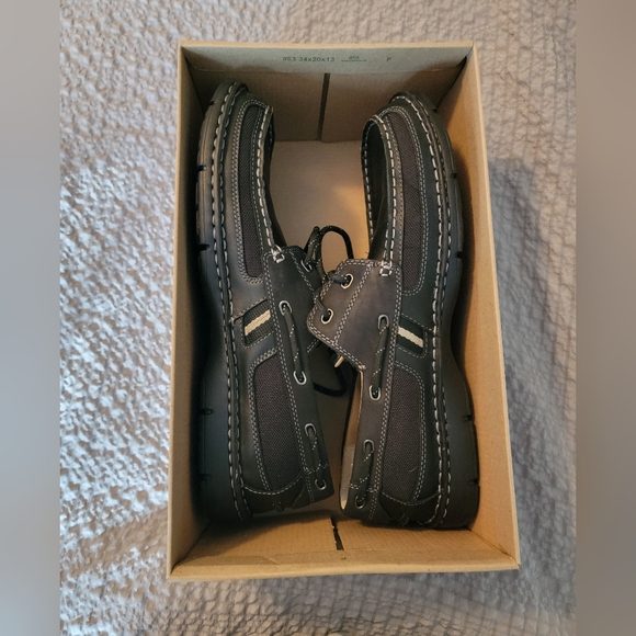 Clarks Black Boat Shoes - Picture 6 of 6